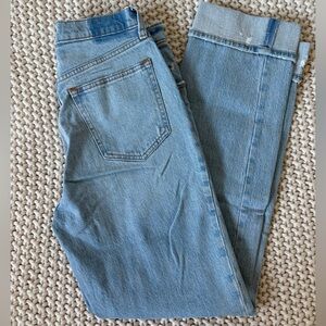 Abercrombie and Fitch The 90s Straight Ultra High Rise Cuffed Blue Jeans